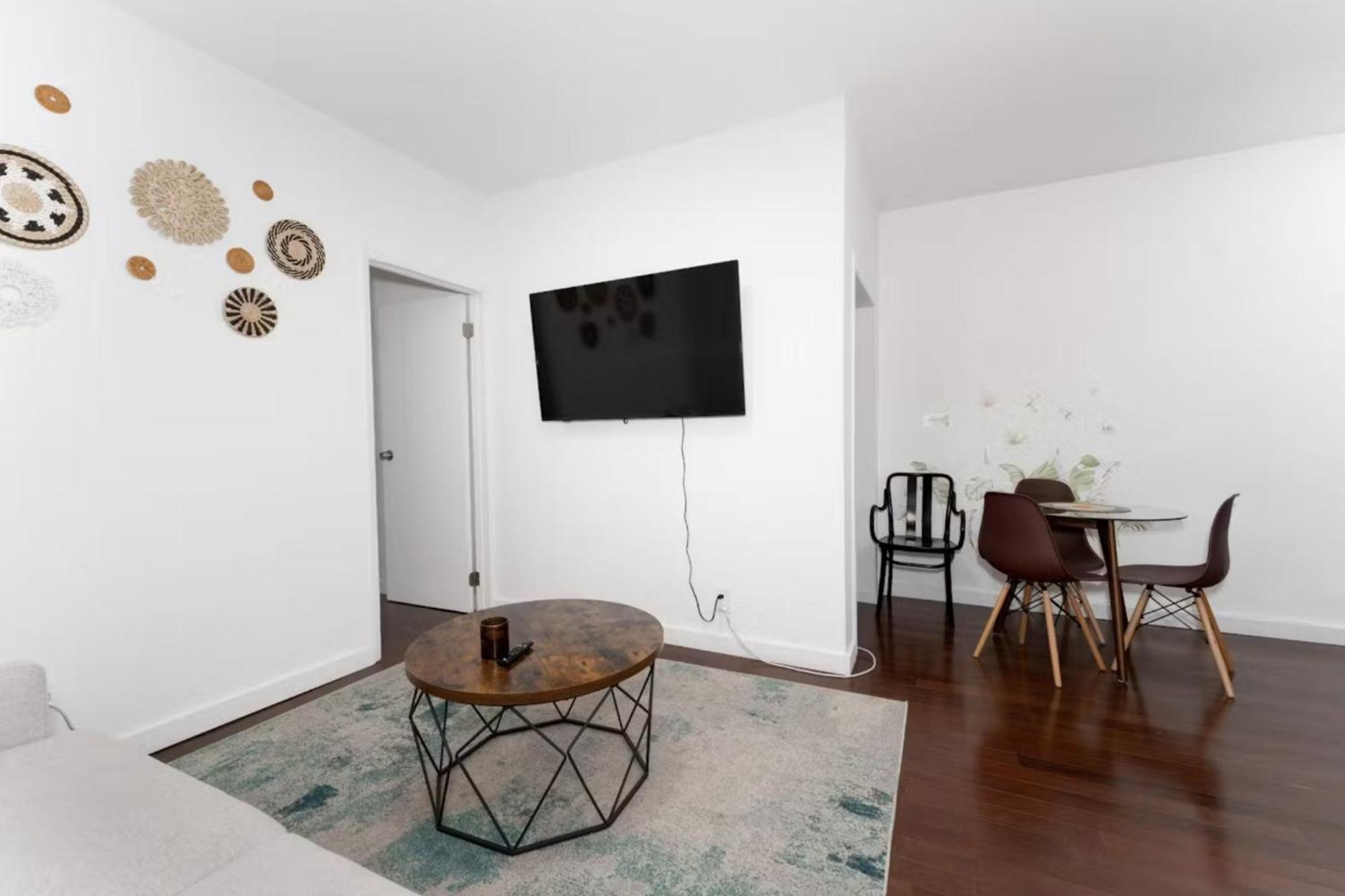 Heart Of Downtown Manhattan - Stylish One Bedroom Apartment In Vibrant Union Square New York Exterior photo